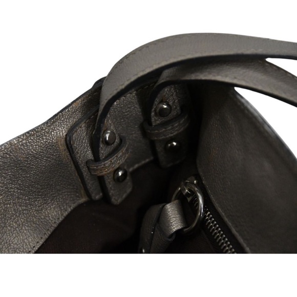 Vintage Chloe Saskia Purse in Silver Leather with Patina Effect Magnetic Closure - Picture 9 of 9